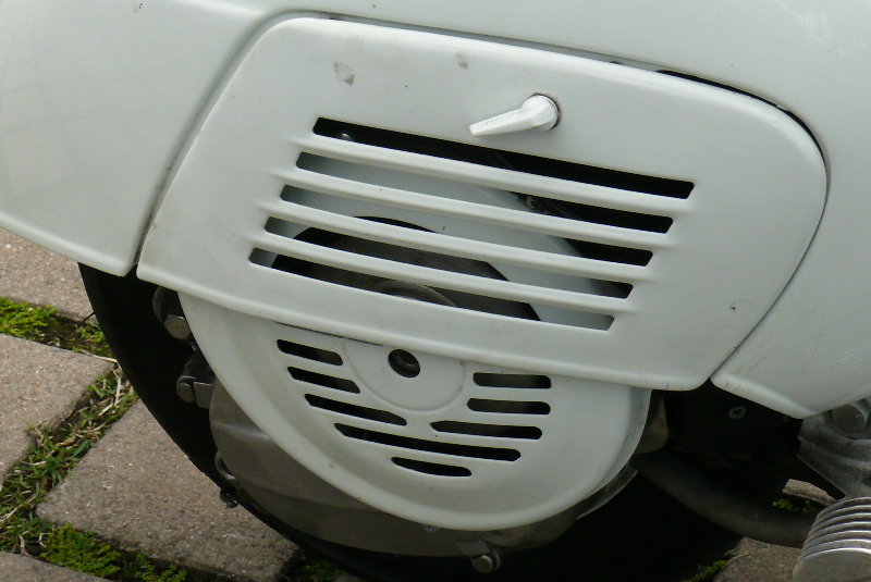 P1120775-k.jpg (image/jpeg)